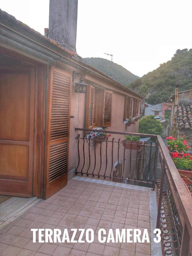 Bed And Breakfast Il Cavaliere Pozzilli ภายนอก รูปภาพ
