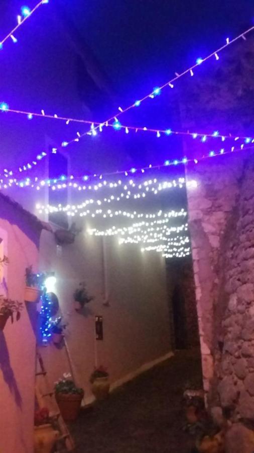 Bed And Breakfast Il Cavaliere Pozzilli ภายนอก รูปภาพ