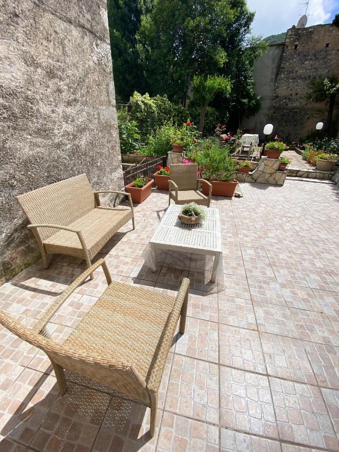 Bed And Breakfast Il Cavaliere Pozzilli ภายนอก รูปภาพ