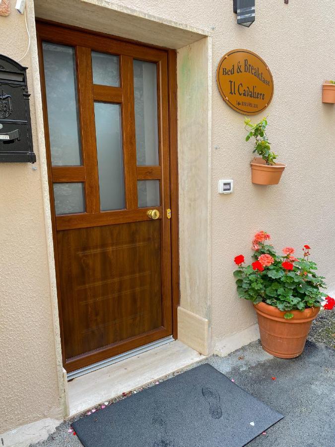 Bed And Breakfast Il Cavaliere Pozzilli ภายนอก รูปภาพ
